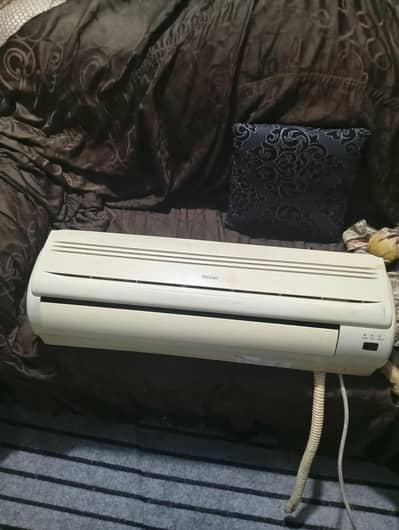 Haier 1 ton simple ac