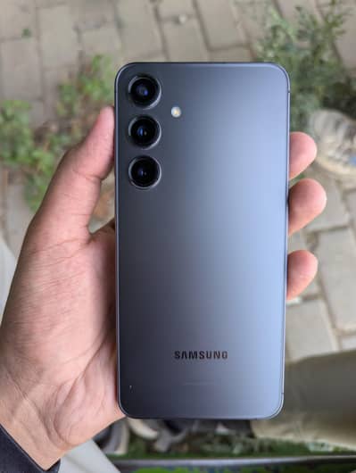 Samsung Mobile S24 Plus