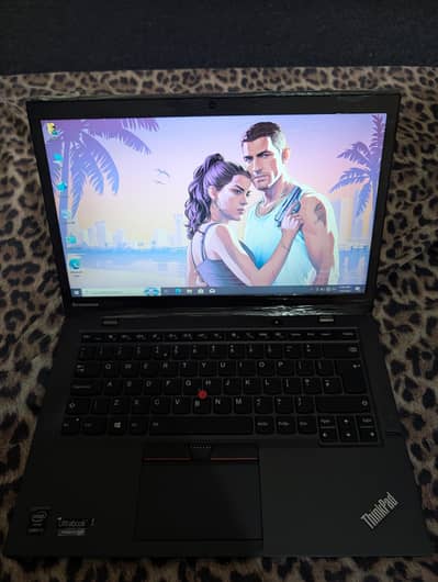 Lenovo x1 carbon Core I7 Gen5