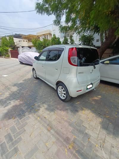Nissan Moco 2009