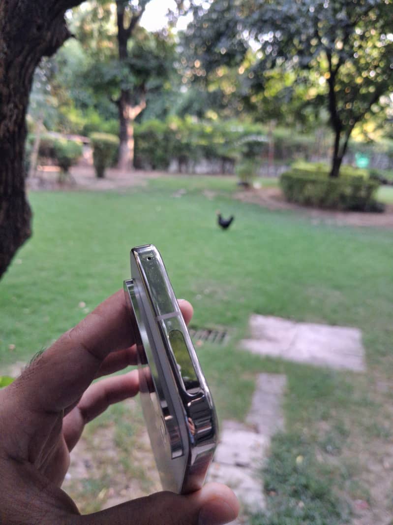 Google Pixel 9 Pro 2