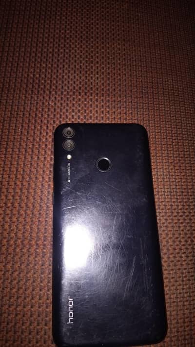 Honor 8C