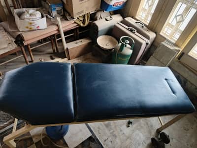 medical couch/ examination couch