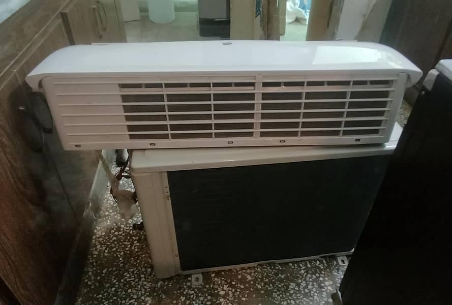 PEL Split AC 3