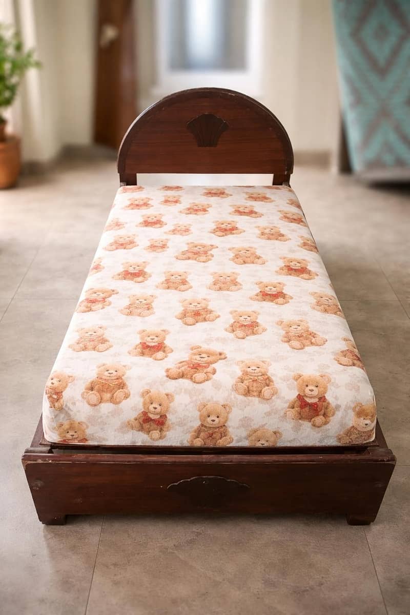 small size bed 0