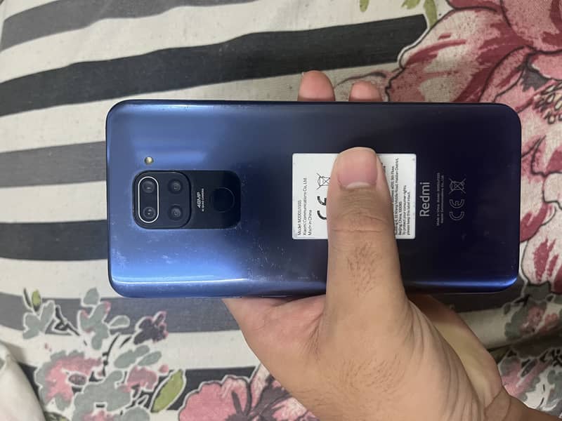 Xiaomi Redmi Note 9 3