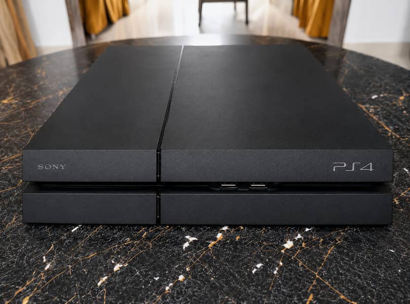 PS4 slim system software 13.50 with 1 controller 1
