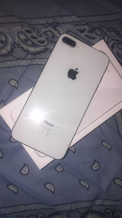 Apple iPhone 8 Plus