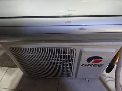 gree 1  ton non inverter