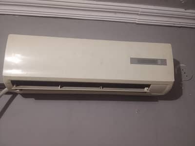 one ton ac non inverter for sale