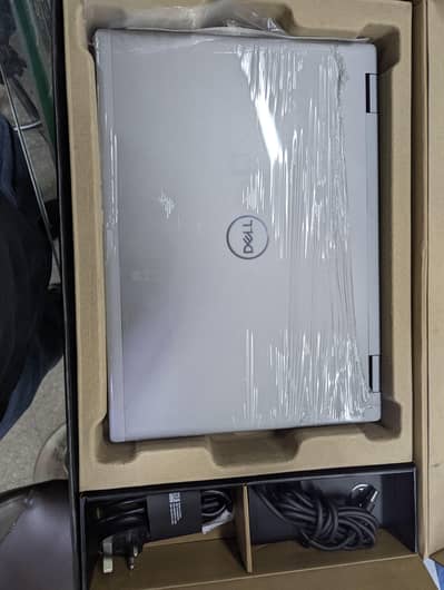 Dell precision 7680 like new 10 months warranty