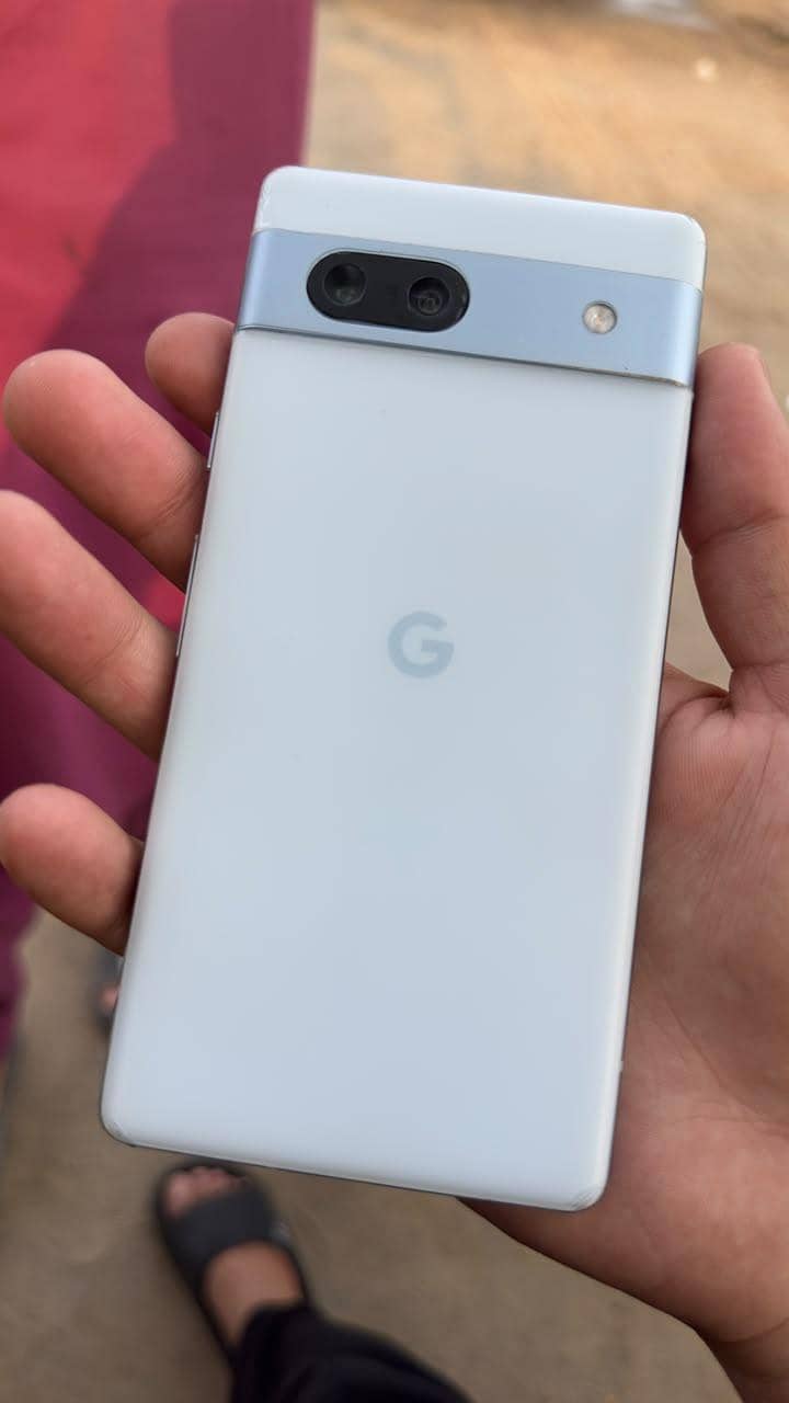 Google Pixel 7a 4