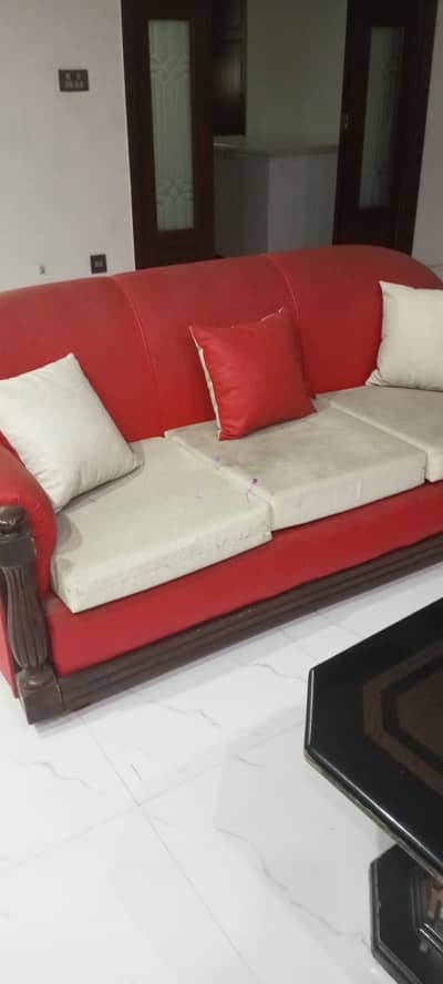 Sofa set