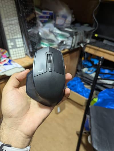 Logitech MX Master Wireless Mouse – Excellent Condition