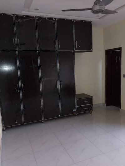 8 MARLA LOWER PORTION FOR RENT IN HIGH COURT PH 2