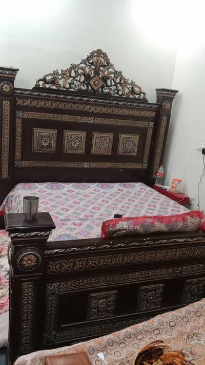 Used King Size Bed for Sale – Good Condition