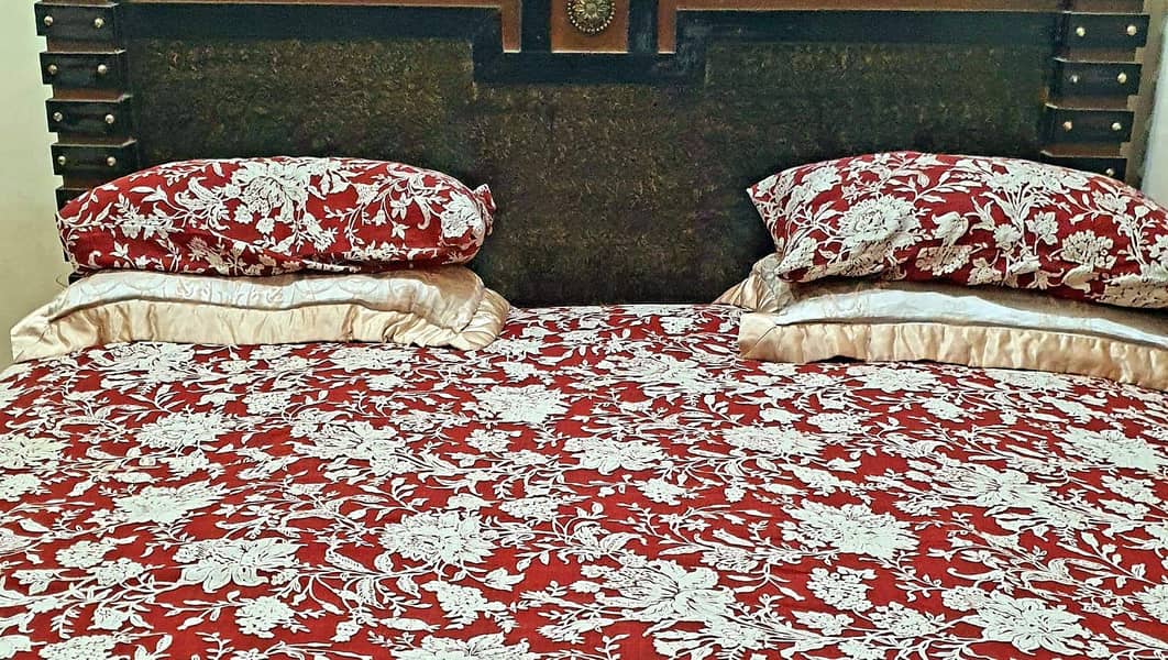 double bed + side tables 1