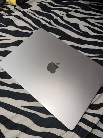 MacBook M3 Air