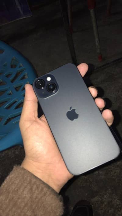 Apple iPhone 15