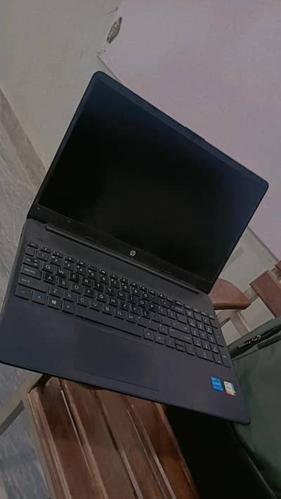 HP laptop i5 11th generation with 4gb intel iris graphic card