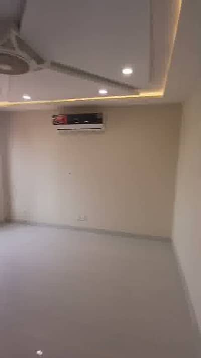 Studio Apartment for Rent with a rent of just 40k in Zubaida Heights