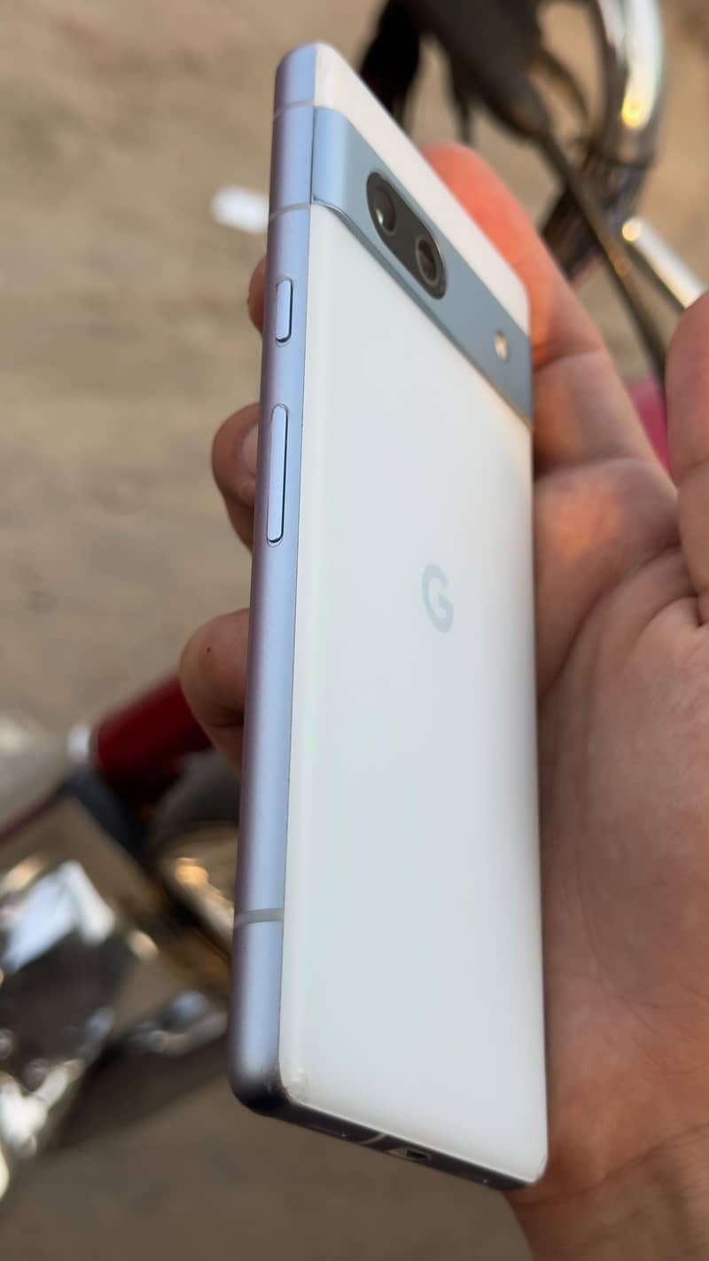 Google Pixel 7a 0