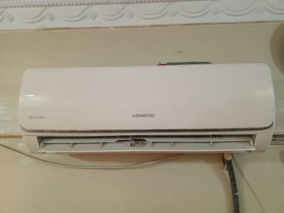 Kenwood 1 ton AC