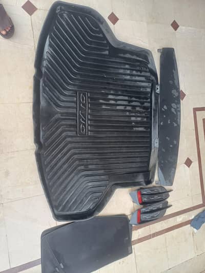HONDA CIVIC  2018 TRUNK MATE, BACK BUMPER DIFFUSER BLACK, ND SUN SHADE