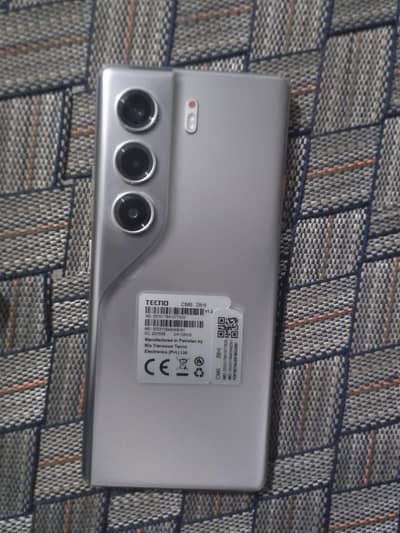 Tecno CAMON 40 Pro