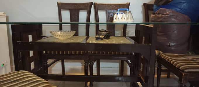 Dinning table with 5 chairs