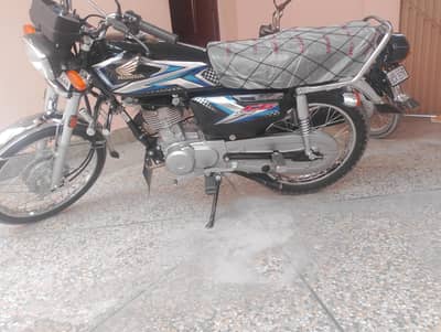 CG 125 10/10 Condition only 2800 km driven