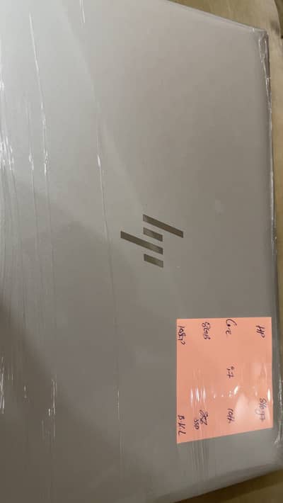 Hp ryzan core i7 8/256 10th generation