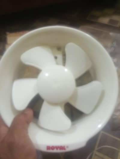 Royal Rxaust Fan
