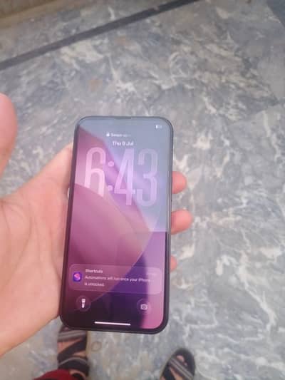 Apple iPhone 13