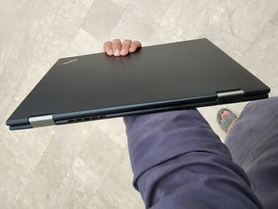Lenovo ThinkPad X1 Carbon – Intel Core i5 6th Gen |8/256gb