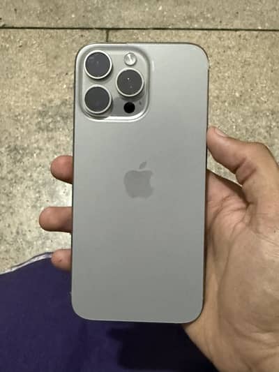 Apple iPhone 15 Pro Max