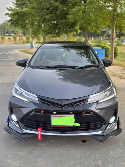 Toyota Corolla Altis Grande CVT-i 1.8 Automatic 2017