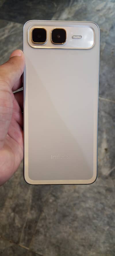 Infinix smart 10pulasWhatsapp 03144679705