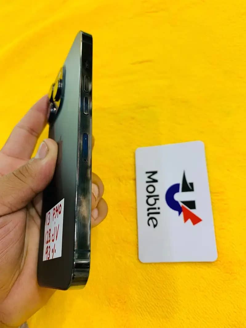 iPhone 13 pro 4