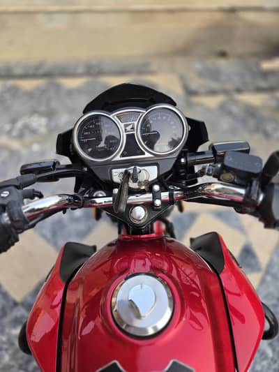 please contact/call on **0300-6005565** honda CB150f for sale