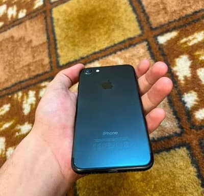 Apple iPhone 7 official pta approved 128gb