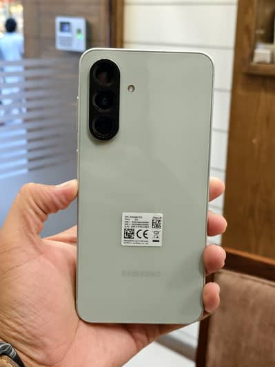 Samsung Mobile A56 5G (12/256)
