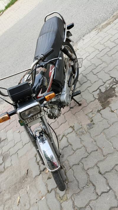 Bike k paper all ok Hain bio Available nhi hain engine b ok hain