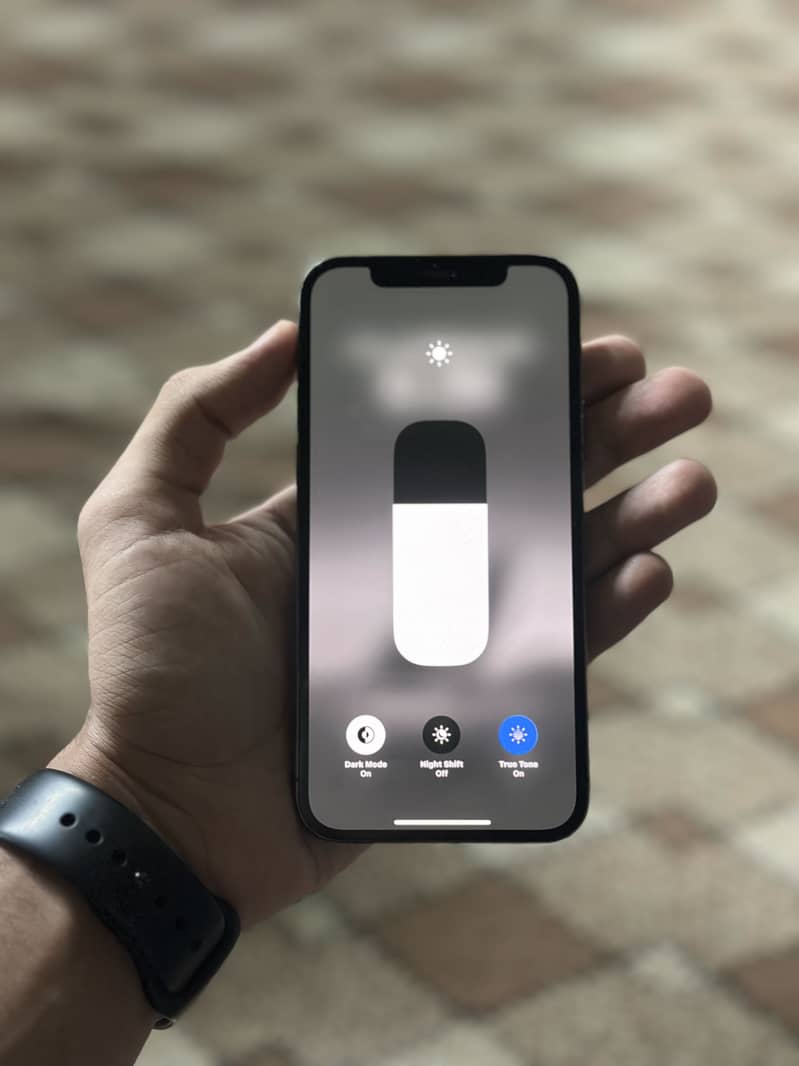 Apple iPhone 12 Pro 7