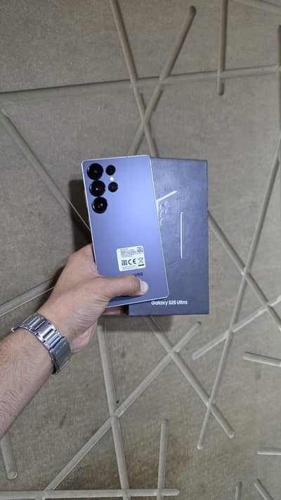 S25 Ultra Factory Unlocked 12GB/256GB Non Active