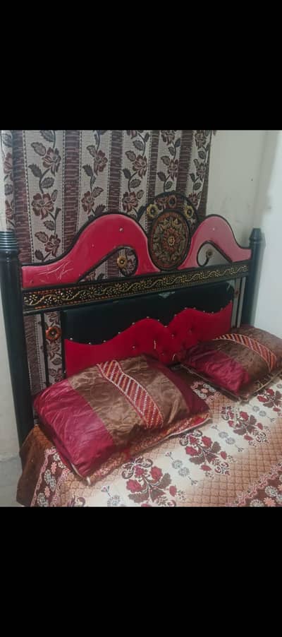 Iron Wide Queen Bed with Mattress