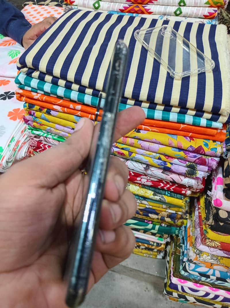 Apple iPhone X 3