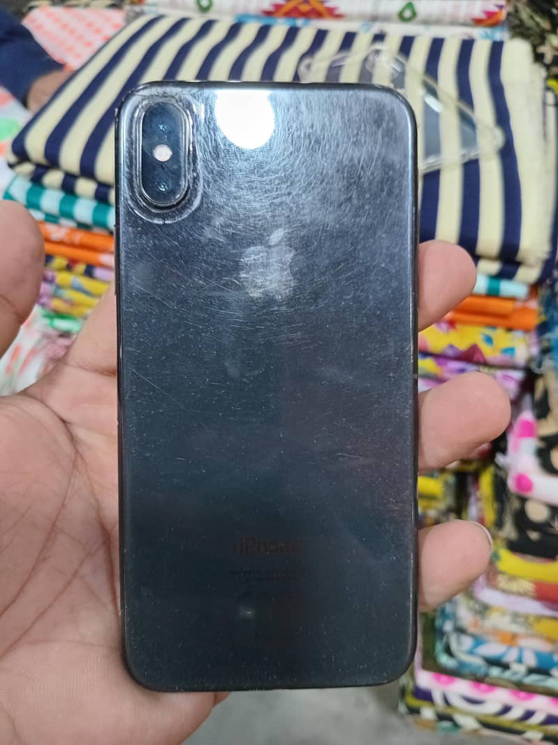 Apple iPhone X 4
