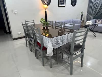 Dinning table with 8 chairs