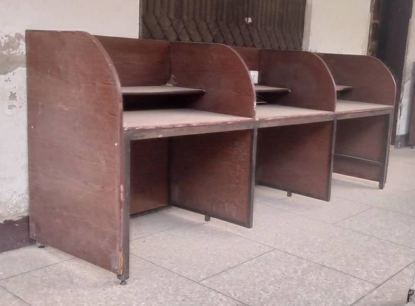 computer table 1